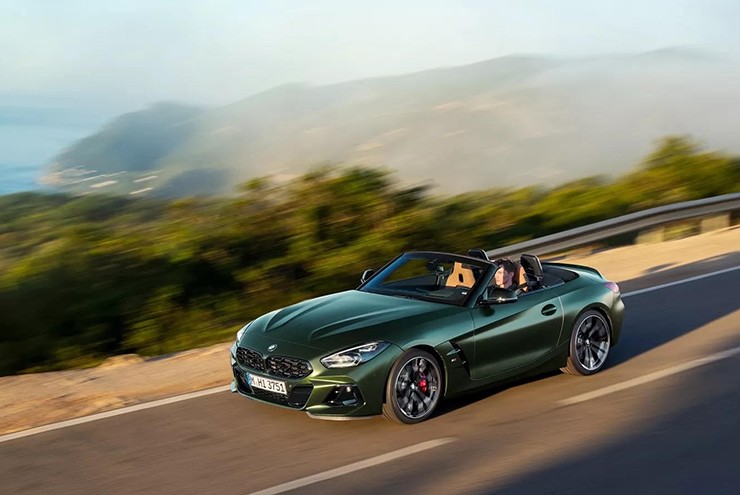 BMW Z4 M40i có thêm phiên bản số sàn đặc biệt - 4