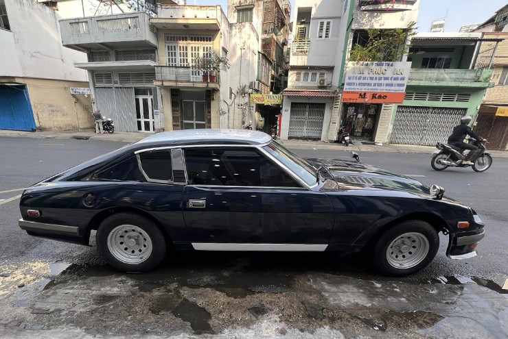 Ông Đặng Lê Nguyên Vũ cầm lái mẫu xe siêu hiếm Datsun 280 SX tại Việt Nam - 6