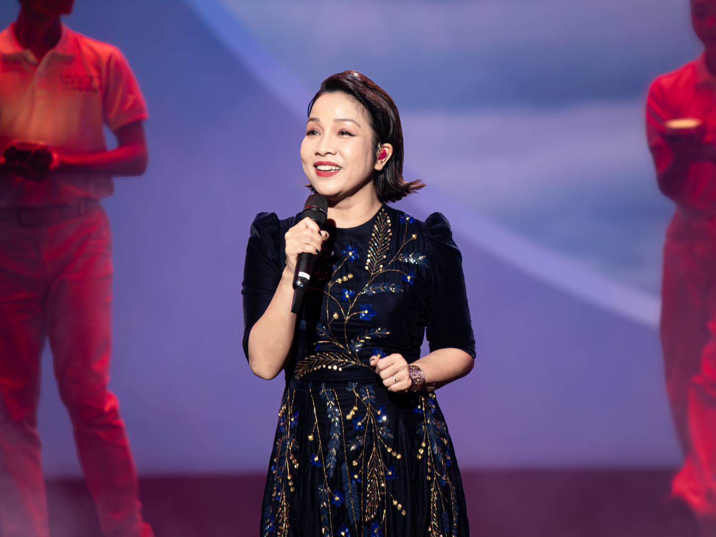 Khoảnh khắc hạnh phúc nhất sự nghiệp của diva Mỹ Linh