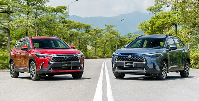 Giá xe Toyota Corolla Cross niêm yết và lăn bánh tháng 2/2024 - 1