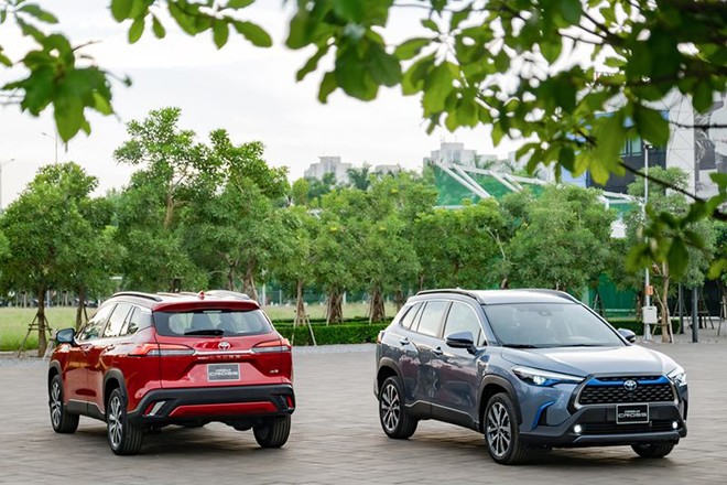 Giá xe Toyota Corolla Cross niêm yết và lăn bánh tháng 2/2024 - 6