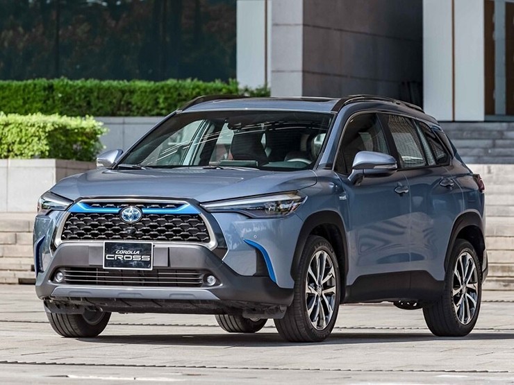 Giá xe Toyota Corolla Cross niêm yết và lăn bánh tháng 2/2024 - 2