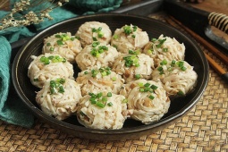 Ẩm thực - Ngán thịt sau Tết, thử ngay món ăn từ khoai môn này, nhìn lạ mà ngon đến bất ngờ