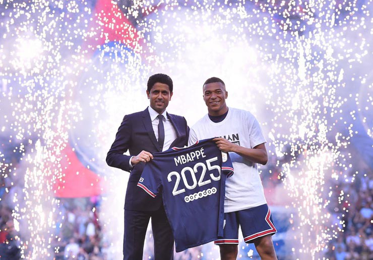 Quyết định gia hạn của Mbappe mùa hè năm 2021 đã sắp hết hiệu lực