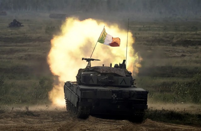 Xe tăng Ariete của Ý trong cuộc tập trận ở Adazi - Latvia tháng 9-2021. Ảnh: Reuters