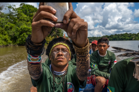 Vì sao bộ lạc Kanamari trong rừng Amazon phải "lột xác"?