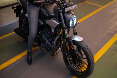 Đẹp tựa Harley-Davidson X440, mẫu xe này giá chỉ nhỉnh 58 triệu đồng