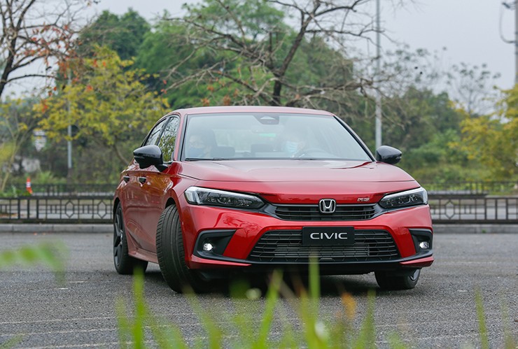 Giá xe Honda Civic lăn bánh tháng 2/2024, hỗ trợ 50% LPTB - 3