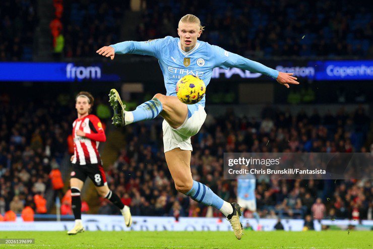 Brentford trở thành đội bóng thứ 21 bị Haaland chọc thủng lưới ở Ngoại hạng Anh