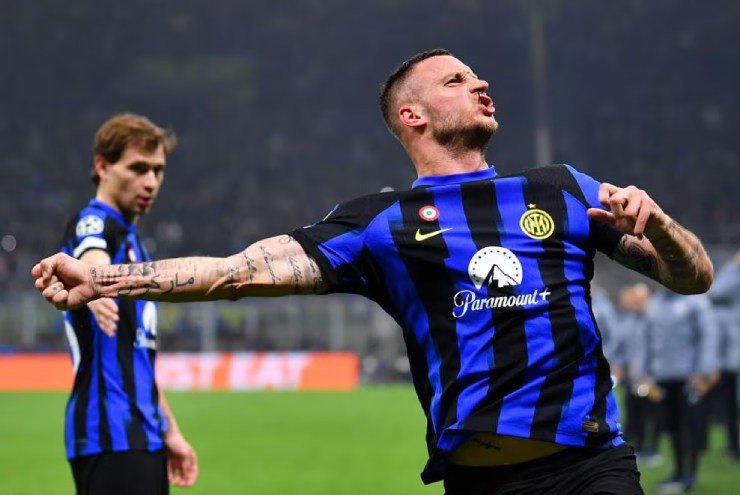 Arnautovic, cầu thủ từng thất bại ở giải Ngoại hạng Anh, trở thành người hùng của Inter Milan