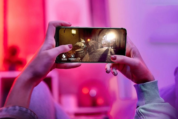 Snapdragon 8s Gen 3 được thiết kế hướng đến phân khúc smartphone tầm trung.