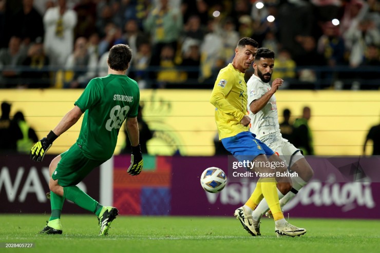 Ronaldo giúp Al Nassr ghi danh vào tứ kết AFC Champions League