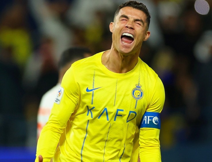 Ronaldo không ngừng ghi bàn