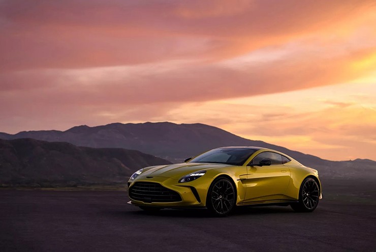 Aston Martin Vantage thế hệ mới lộ diện - 1