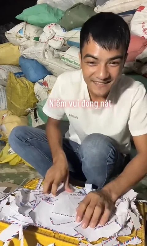 Bị khịa vì làm đồng nát, chàng trai "flex" cơ ngơi khiến netizen chết lặng - 2