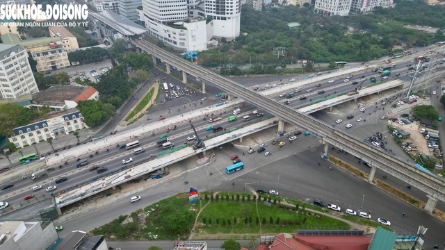 Tiến độ Cầu vượt thép Mai Dịch một tháng trước ngày thông xe- Ảnh 1.