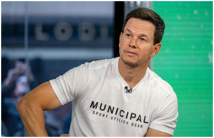 Mark Wahlberg là nam diễn viên đã ngoài 50 tuổi nhưng vẫn phong độ.
