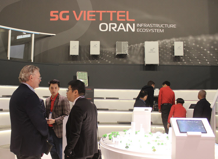 Gian hàng của Viettel tại MWC 2024.