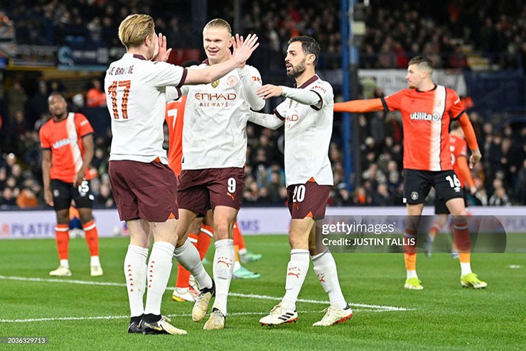 Man City thể hiện sức mạnh vượt trội trước Luton Town