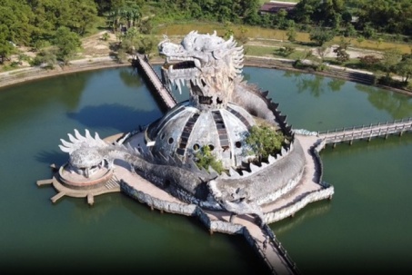 Công viên 'ma mị' ở Huế sẽ ra sao sau khi tượng Rồng khổng lồ bị đập bỏ?