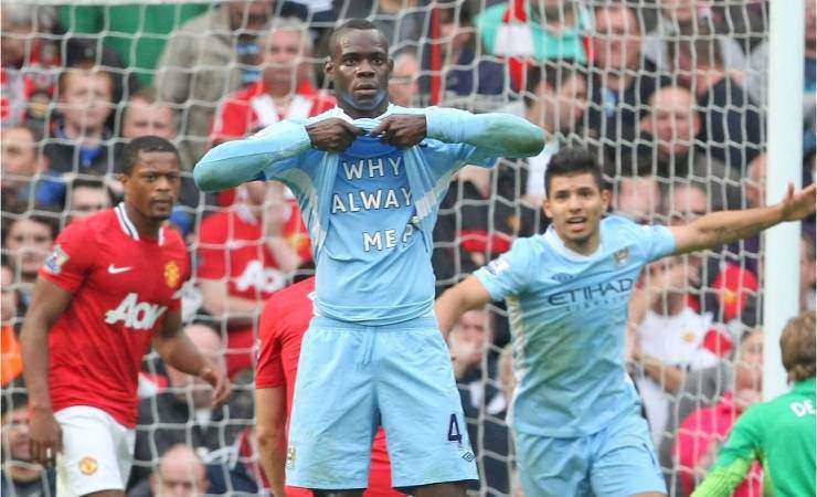 Balotelli gieo rắc nỗi đau cho các fan MU