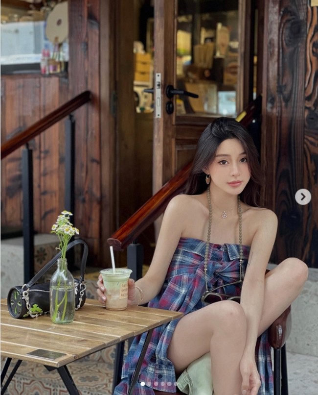 Nhan sắc tuổi 44 của mẹ đơn thân Kim Hiền 8 Nàng hot girl có eo "con kiến" nhờ nghiện ăn cay - 8