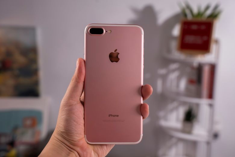 3 iPhone giá dưới 5 triệu vẫn đáng mua năm 2024 - 1