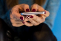 Điện thoại có thể truyền được mùi 5 5 cách sử dụng điện thoại di động đáng ngạc nhiên trên khắp thế giới