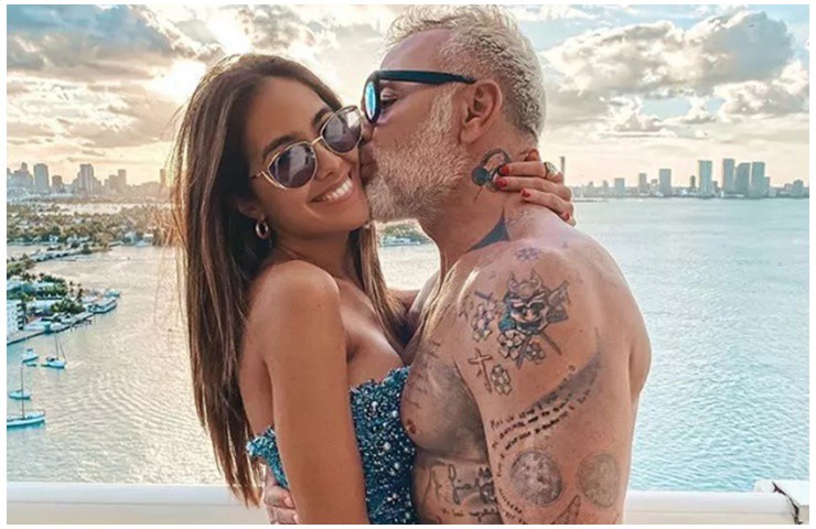 Gianluca Vacchi có người bạn đời trẻ đẹp, một cuộc sống giàu sang viên mãn.&nbsp;
