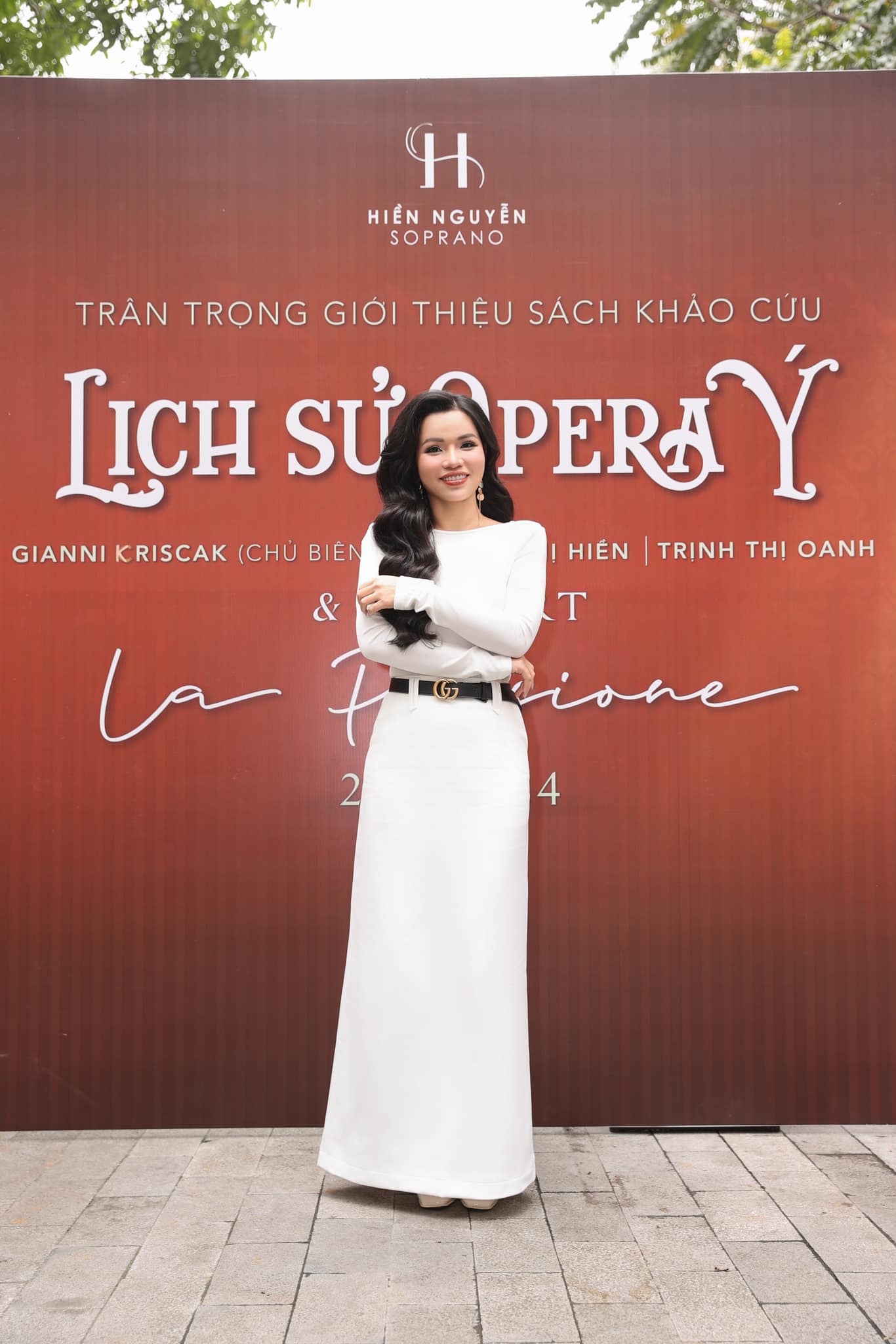 Hiền Nguyễn trong buổi giới thiệu sách khảo cứu "Lịch sử Opera Ý" và concert "La passione"