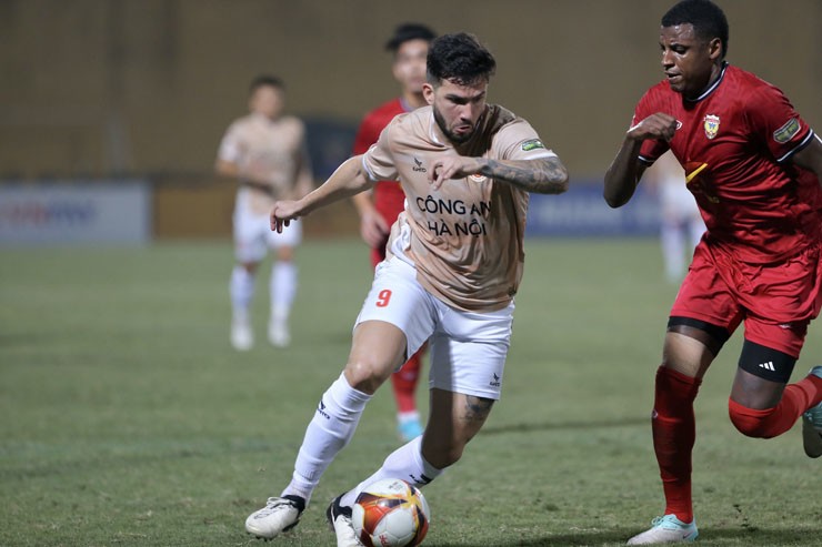 Trực tiếp bóng đá Công an Hà Nội - Hà Tĩnh: Quang Hải gỡ hòa, phút bù giờ căng thẳng (V-League) (Hết giờ) - 3