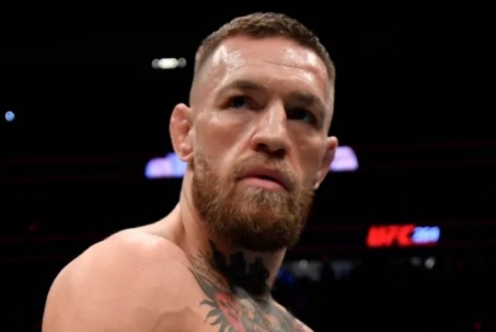McGregor đấu UFC tại "võ đài" 1,9 tỷ bảng, tay đấm "Vua Ryan" xác nhận mình vẫn sống