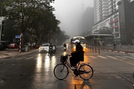 Tin tức 24h qua: Sáng nay, Hà Nội ô nhiễm không khí nhất thế giới