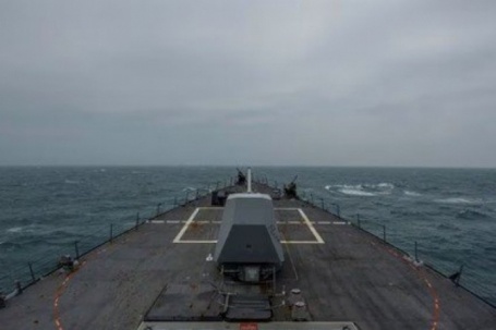 Mỹ đưa tàu chiến qua eo biển Đài Loan, Trung Quốc gửi thông điệp cứng rắn