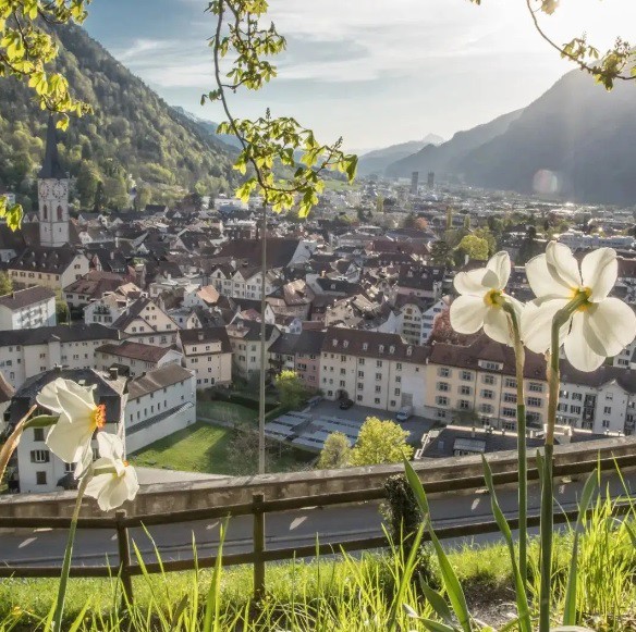 8 thị trấn đẹp như cổ tích nhất định phải ghé thăm khi đến Thụy Sĩ