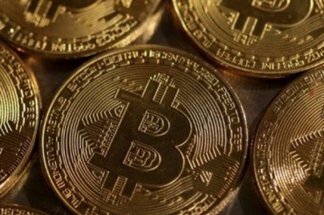 Điều gì khiến bitcoin xô đổ kỷ lục mọi thời đại?