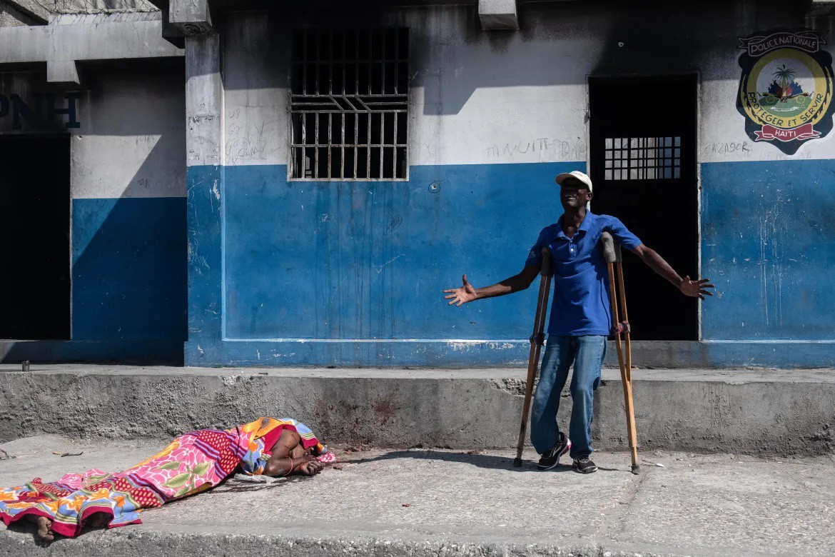 Người vô tội bỏ mạng do đụng độ ở Port-au-Prince (ảnh&nbsp;: Al Jazeera)