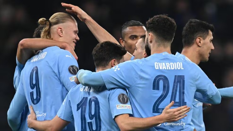 Man City dễ dàng giành vé vào tứ kết Champions League