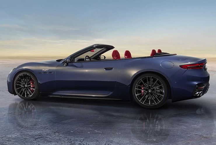 Maserati trình làng mẫu xe GranCabrio mui trần - 7