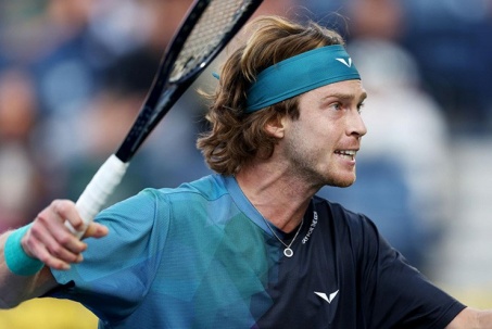 Indian Wells ngày 3: Murray thua Rublev, Tsitsipas - Shapovalov thắng dễ