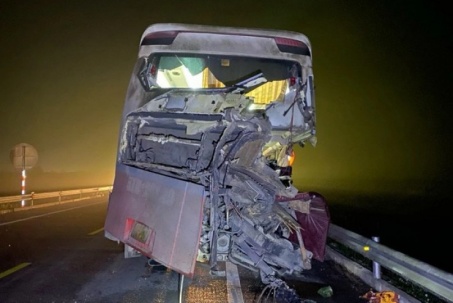 Vụ tai nạn trên đường cao tốc Cam Lộ - La Sơn: 2 người tử vong là vợ chồng trẻ