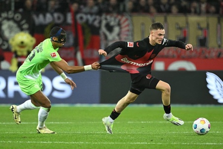 Video bóng đá Bayer Leverkusen - Wolfsburg: Bước ngoặt thẻ đỏ, xây chắc ngôi đầu (Bundesliga)