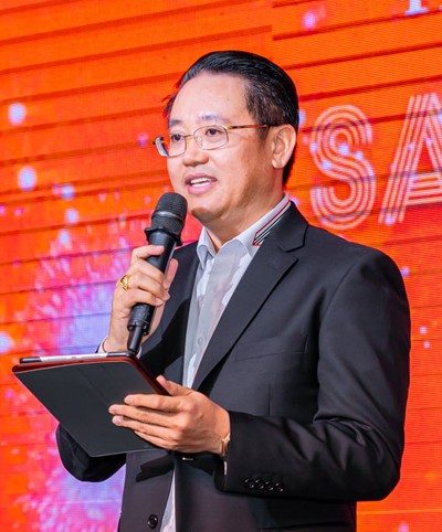 Ông Đào Ngọc Hoàng Giang - Tổng giám đốc Tập Đoàn Sao Mai phát biểu trong một sự kiện