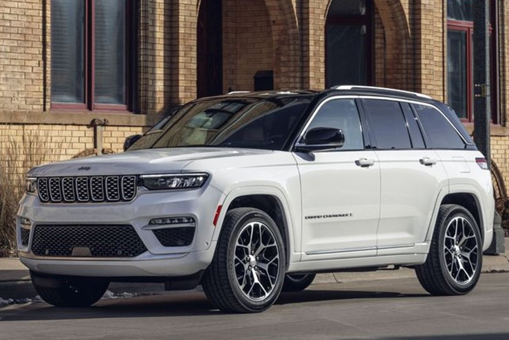 Jeep triệu hồi hơn 355.000 xe Grand Cherokee vì nguy cơ mất an toàn ở càng A trên