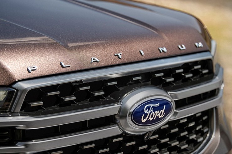 Ford Everest Platinum V6 ra mắt, mở bán giới hạn chỉ 350 chiếc