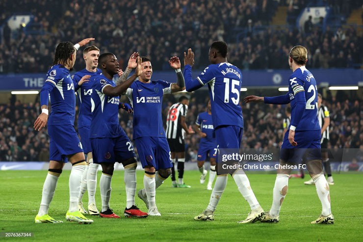 Chiến thắng trước Newcastle giúp Chelsea sống lại hy vọng giành vé dự cúp châu Âu mùa tới