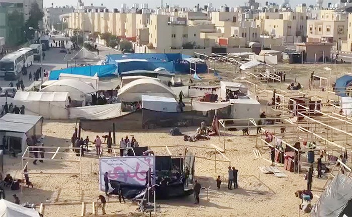 Thành phố Rafah nằm tại biên giới giữa Gaza với Ai Cập là nơi trú ngụ của hơn 1 triệu người Palestine và cũng là thành trì cuối cùng của Hamas. Ảnh: WSJ