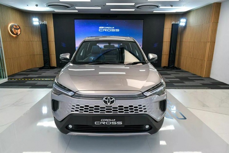 Toyota Corolla Cross 2024 đã cập cảng Việt Nam, từ 860 triệu đồng? - 2