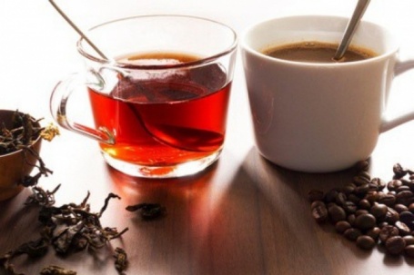 Mỗi ngày 3 tách cà phê hoặc 4 tách trà, ngừa 4 bệnh nguy hiểm