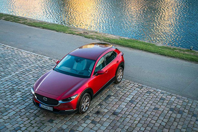 Giá xe Mazda CX-30 tháng 3/2024, bản Luxury từ 679 triệu đồng - 1